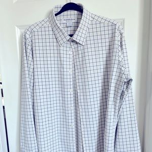 Mizzen + Main performance men’s shirt